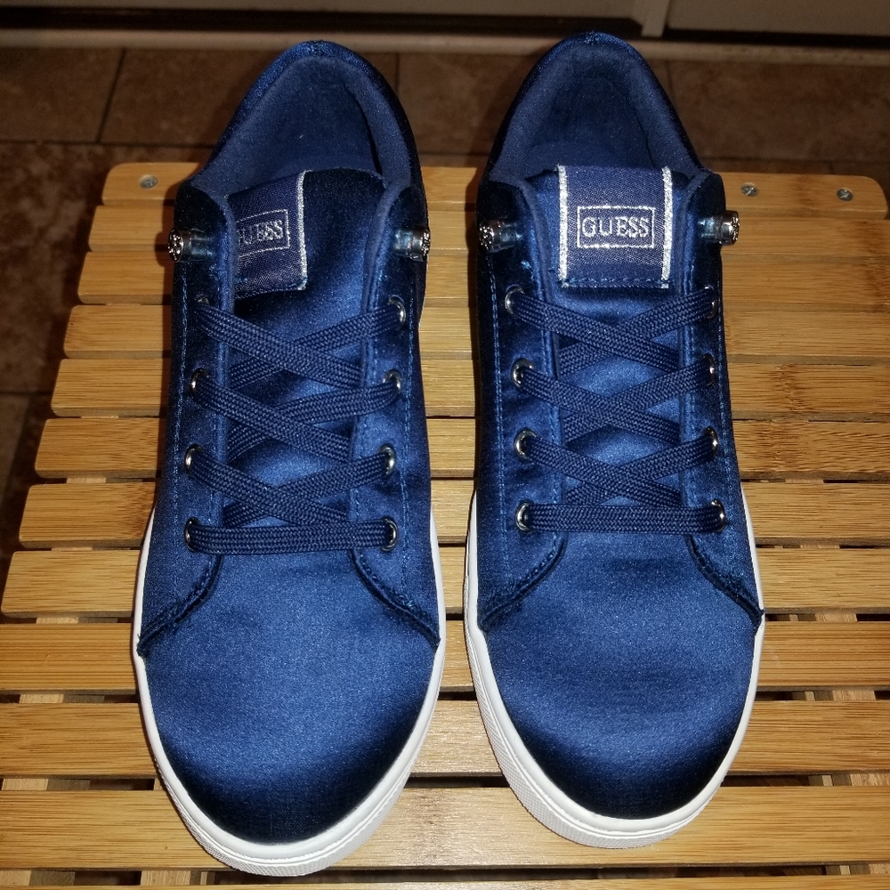 NWOT Guess Sneakers